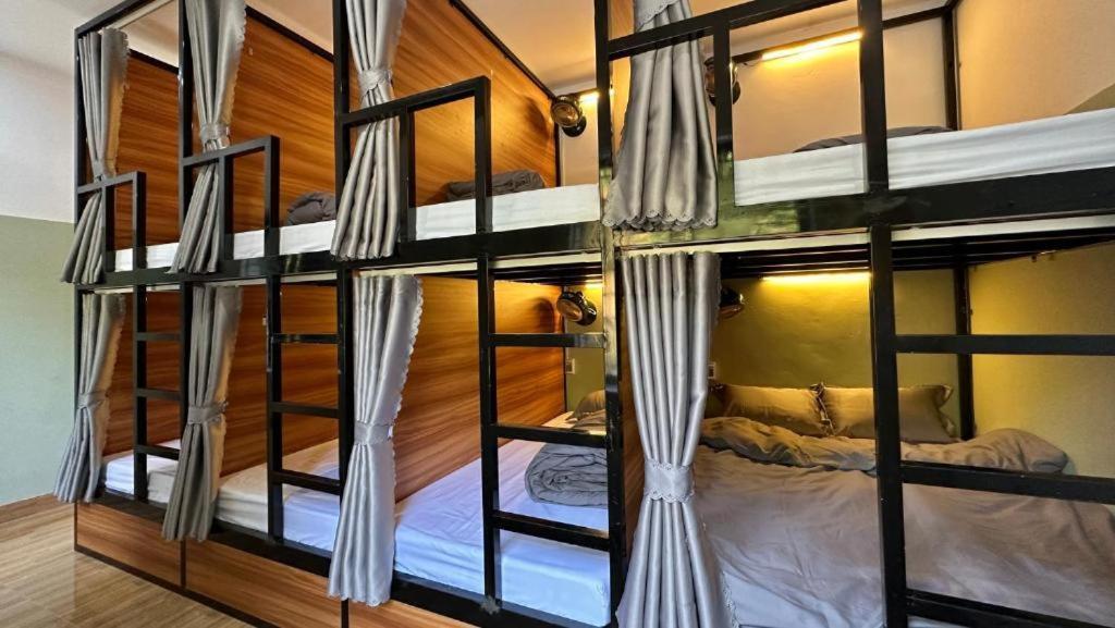 Felila Hostel & Tours Ha Giang Buitenkant foto